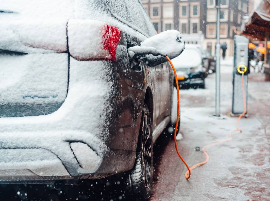 Electric car plug charging in the winter